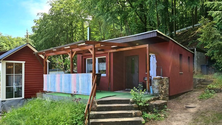 der naturnahe Bungalow in Ahlbeck auf Usedom mit Terrasse